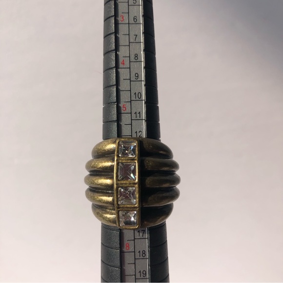 LIA SOPHIA Diverge Chunky Matte Gold Cut Crystals Ring Size 7 - Picture 5 of 9